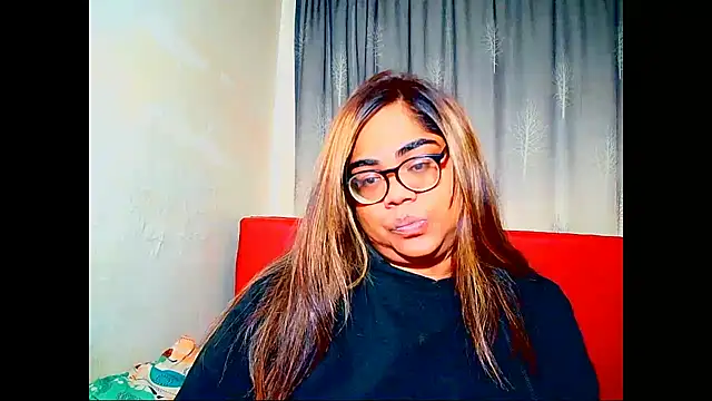 Snapshot of Indian_Lola00 chatting on May 15, 2026, 9:46 pm Indian Lola00 online show from May 15, 2026, 9:46 pm