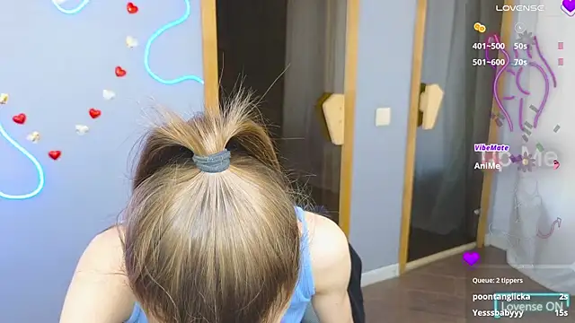 EmmyGreans online show from March 12, 2025, 9:55 am