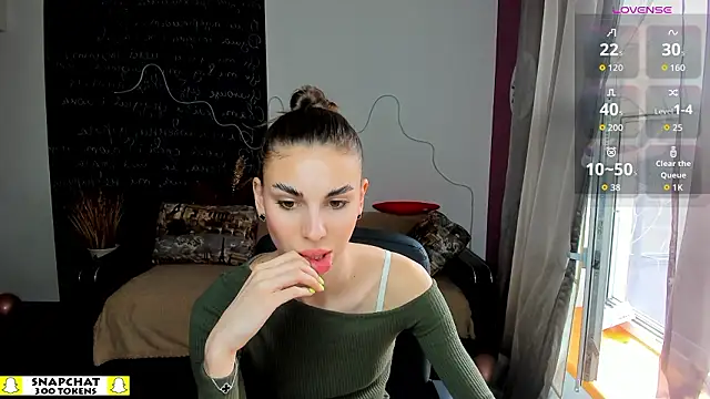 EmmyGreans online show from March 27, 2026, 8:26 am