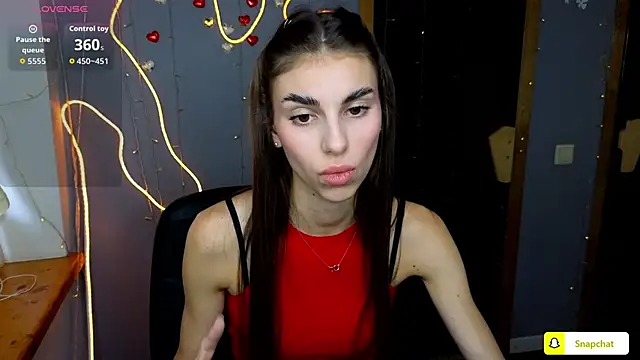 EmmyGreans online show from October 8, 2025, 11:45 am