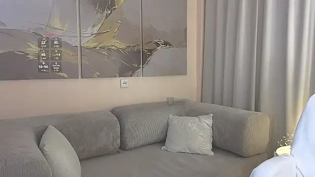 ElleCherry online show from January 9, 2026, 8:21 am