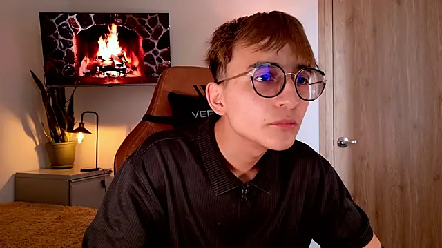 Mr evan1 online show from November 11, 2025, 3:07 pm