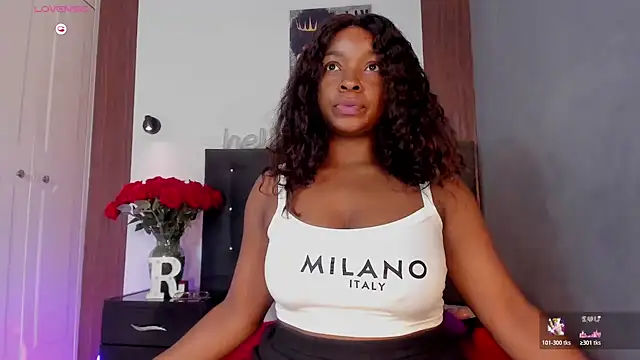 Reina Love2 online show from March 14, 2026, 3:18 pm