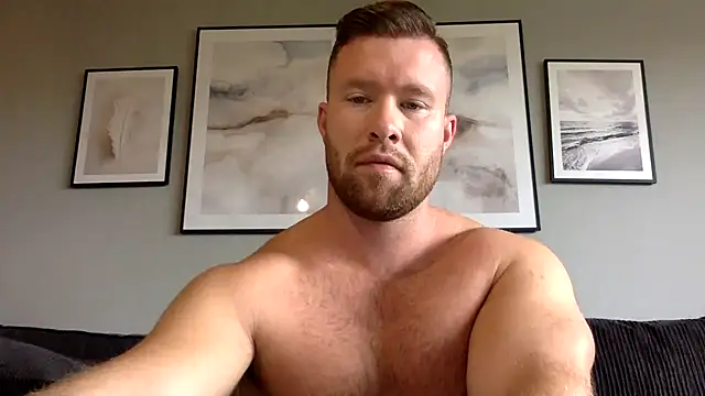 swekingxx online show from September 15, 2025, 11:32 am