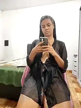 Snapshot of Bella_Anjoss chatting on January 4, 2025, 6:30 am Bella Anjoss online show from January 4, 2025, 6:30 am