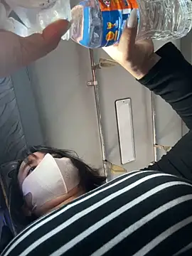 Snapshot of May-Squirt chatting on October 18, 2025, 5:20 am May-Squirt online show from October 18, 2025, 5:20 am