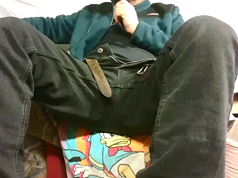 Giulio35 Pika online show from December 14, 2025, 8:09 am