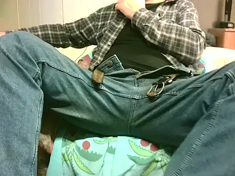 Snapshot of Giulio35_Pika chatting on January 17, 2026, 5:05 pm Giulio35 Pika online show from January 17, 2026, 5:05 pm