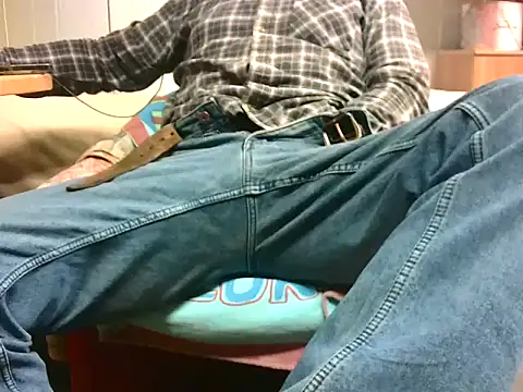 Giulio35 Pika online show from April 5, 2026, 7:48 am