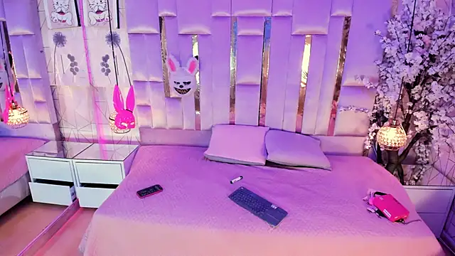 Broklinwhite  online show from February 21, 2026, 2:08 pm