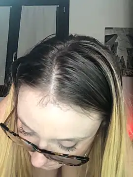 chloetarducci online show from March 2, 2025, 8:25 pm