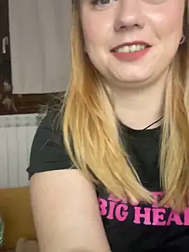 chloetarducci online show from January 14, 2025, 6:17 pm