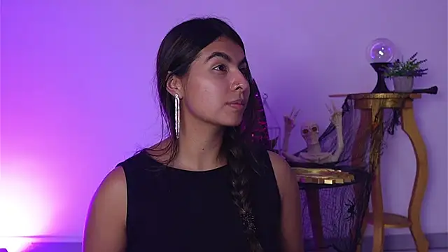 ShelleyMorell online show from October 24, 2025, 2:38 pm