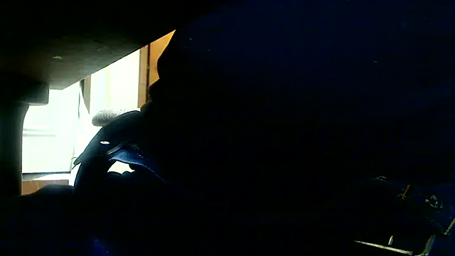 Snapshot of markluvskitty chatting on February 4, 2026, 3:29 pm markluvskitty online show from February 4, 2026, 3:29 pm