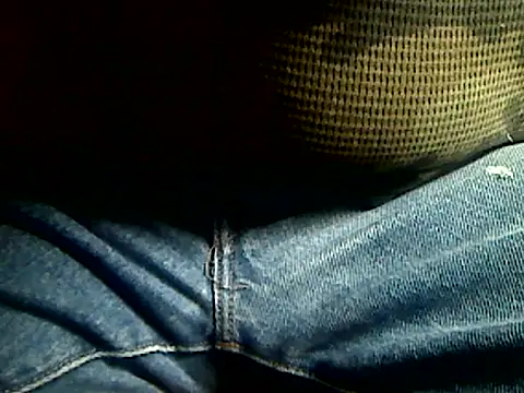 Snapshot of markluvskitty chatting on February 19, 2026, 2:25 pm markluvskitty online show from February 19, 2026, 2:25 pm