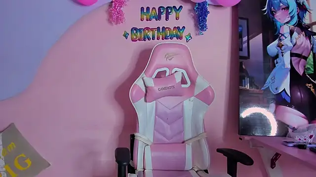 CharlotteMuller online show from March 12, 2026, 9:08 pm