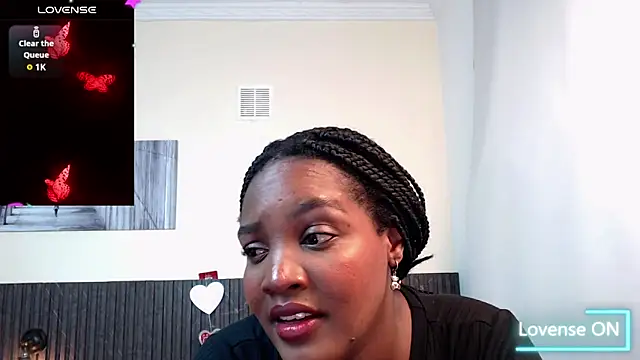 chanel brunette online show from September 8, 2025, 5:56 pm