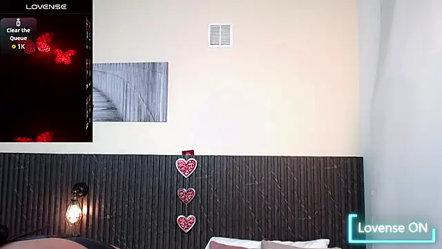 chanel brunette online show from September 11, 2025, 6:41 pm