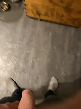 Edosxxl online show from March 12, 2025, 3:46 am