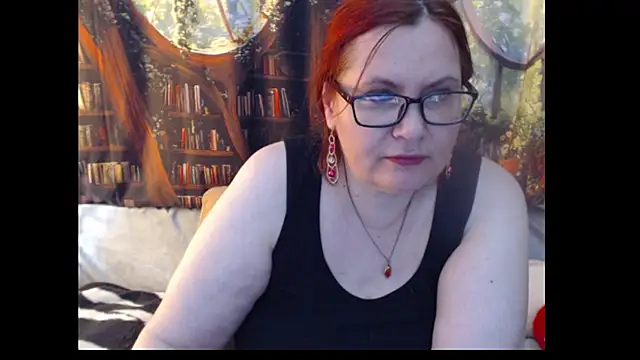PlayfullMature online show from June 4, 2026, 2:22 pm