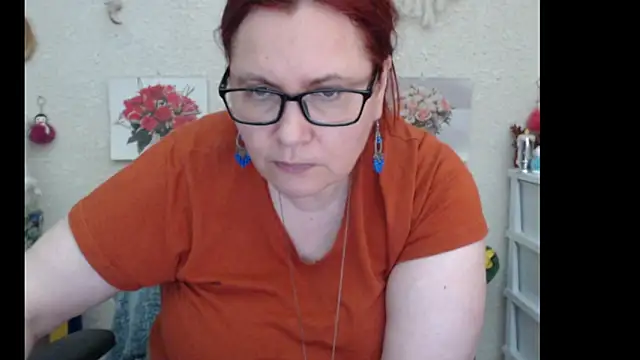 PlayfullMature online show from September 21, 2025, 6:24 pm