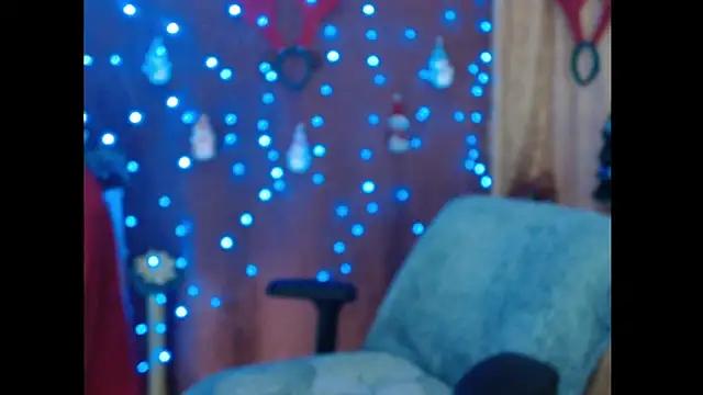 PlayfullMature online show from December 20, 2025, 9:39 pm