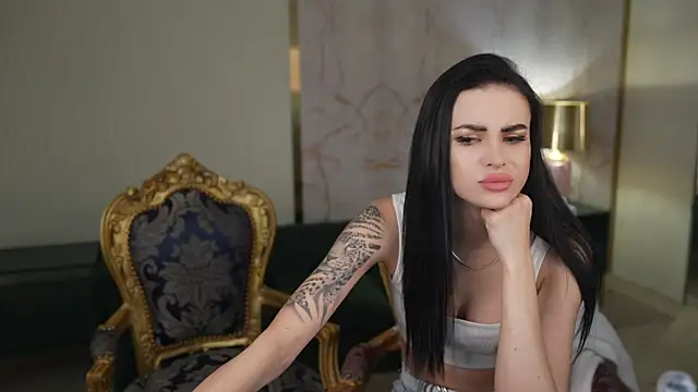 Snapshot of Tina_Breeze chatting on March 12, 2026, 8:29 am Tina Breeze online show from March 12, 2026, 8:29 am