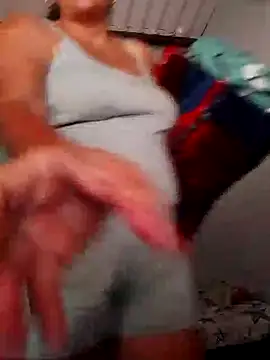 deisy summers47x online show from September 18, 2025, 12:41 pm