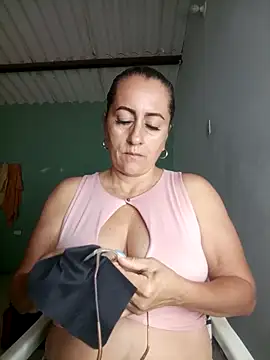 deisy summers47x online show from September 27, 2025, 12:11 pm