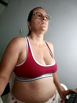 deisy summers47x online show from September 25, 2025, 11:27 am