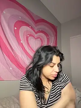 Snapshot of ThickerThanYoBitch chatting on February 15, 2026, 11:42 am ThickerThanYoBitch online show from February 15, 2026, 11:42 am