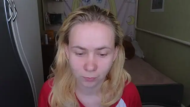 Riley Roo online show from March 29, 2026, 11:23 am