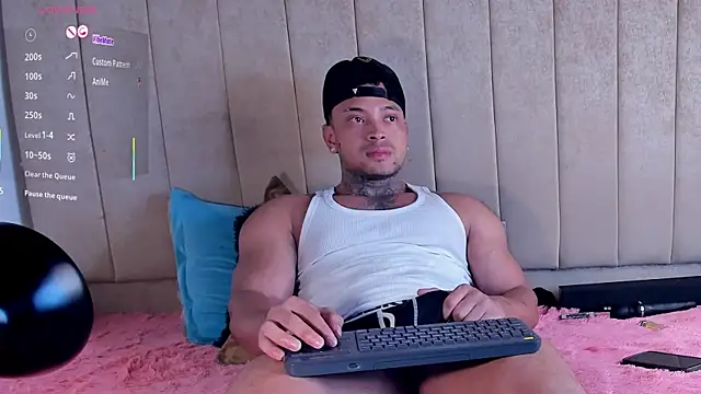 Stiven collins online show from July 12, 2026, 5:52 am