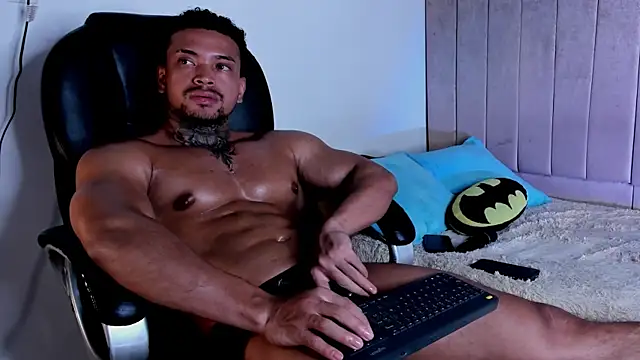 Stiven collins online show from June 25, 2026, 3:37 am