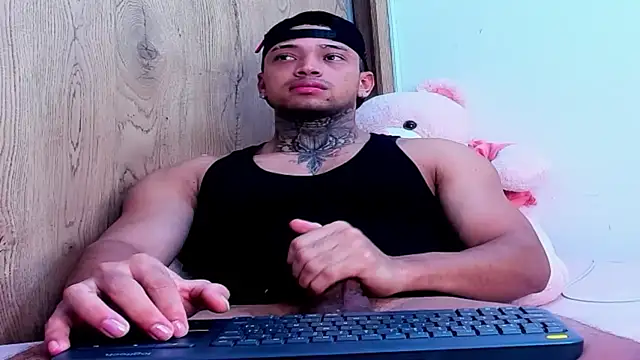 Stiven collins online show from December 1, 2025, 8:26 am