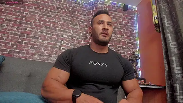 curt xxx online show from March 13, 2025, 5:22 am