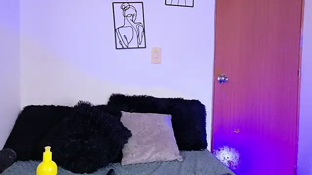 Snapshot of ale_blossom chatting on February 20, 2026, 9:39 pm ale blossom online show from February 20, 2026, 9:39 pm