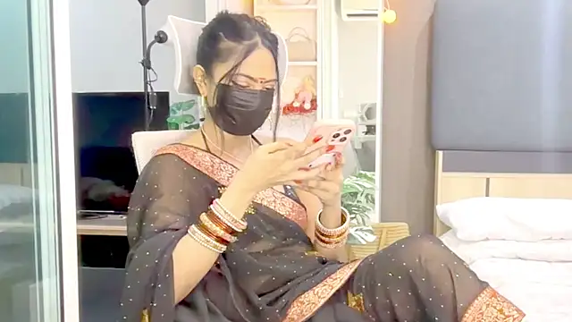 Monalisadon018 online show from January 17, 2026, 5:49 pm