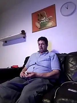 Knuffelstaaf123 online show from October 28, 2025, 11:14 pm