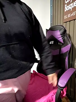 Cute Penelope online show from November 27, 2025, 11:21 am