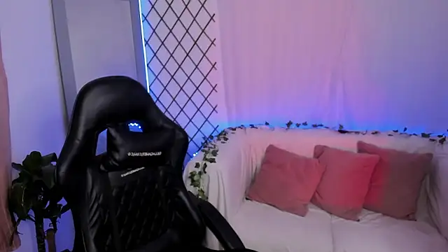  mia collins b  online show from February 22, 2026, 2:47 am