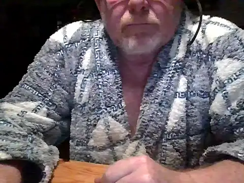 Snapshot of lovelickyou01 chatting on November 3, 2025, 10:13 pm lovelickyou01 online show from November 3, 2025, 10:13 pm