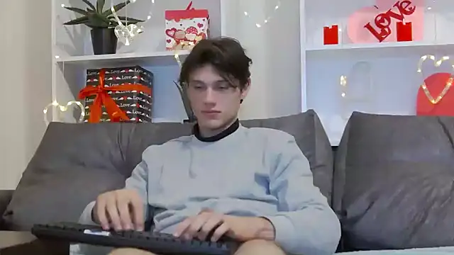 CalvinCay online show from February 6, 2025, 7:40 pm