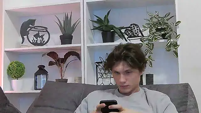 CalvinCay online show from March 14, 2025, 8:42 am