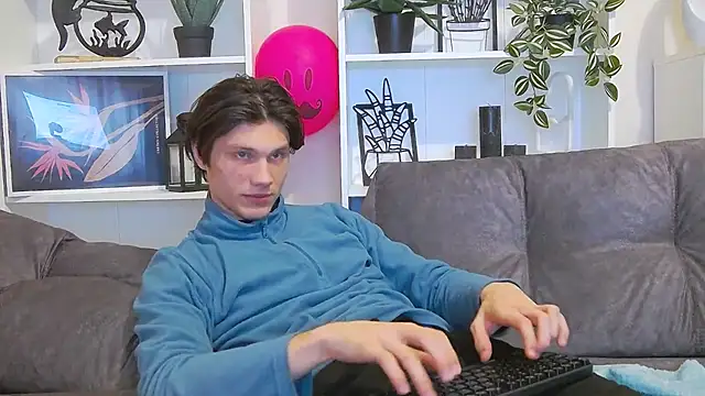 CalvinCay online show from February 24, 2025, 7:52 pm