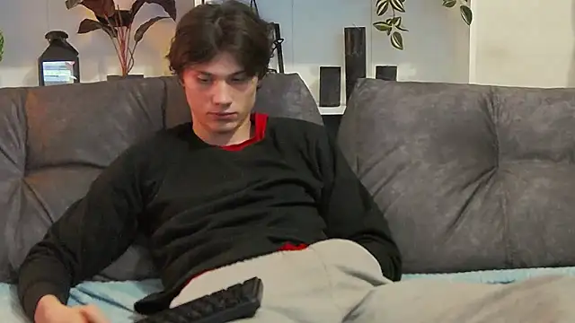 CalvinCay online show from March 20, 2025, 10:18 pm