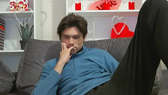 CalvinCay online show from February 8, 2025, 2:58 am