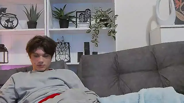 CalvinCay online show from March 11, 2025, 12:33 am