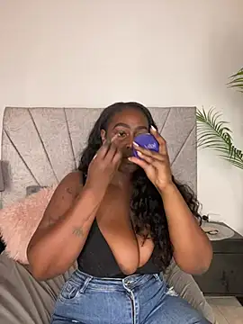 emilyrojas online show from July 15, 2026, 12:34 pm