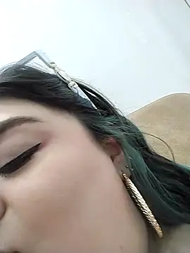 Snapshot of tiffany_laurens chatting on March 1, 2025, 9:04 pm tiffany laurens online show from March 1, 2025, 9:04 pm